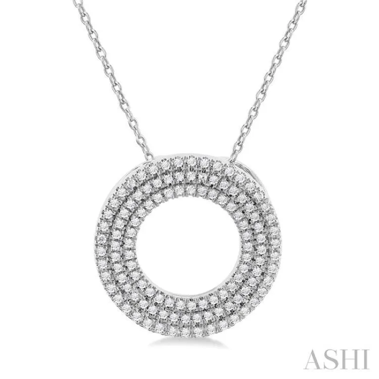 1/3 Ctw  Circle Triple Row Round Cut Diamond Fashion Pendant With Chain in 14K White Gold