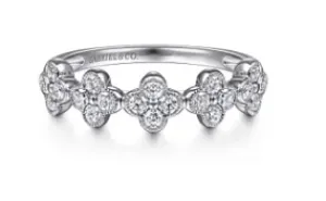 14K White Gold Diamond Clover Station Ring