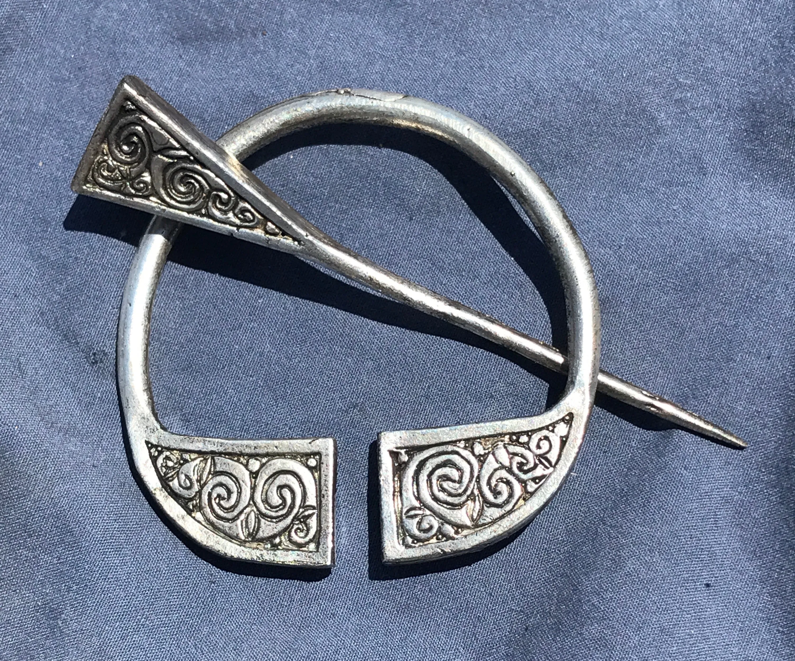 Celtic Spiral Penannular Brooch - R02