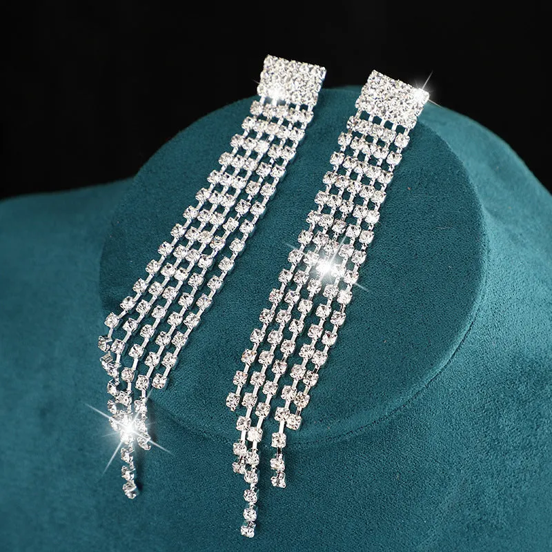 Fashionable tassel necklace and earrings two-piece set, light luxury, cross-border exquisite bridal accessories jewelry