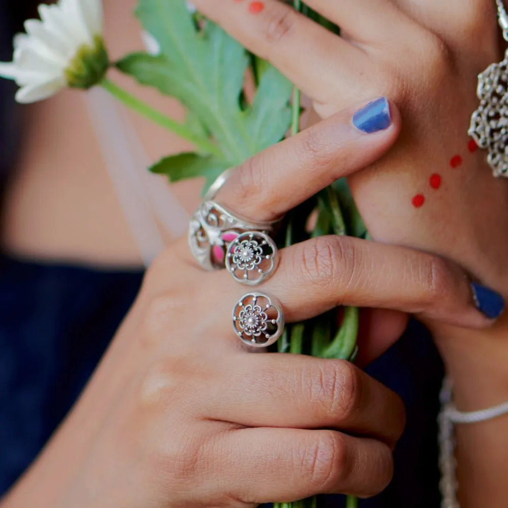 Jiniya Finger Ring