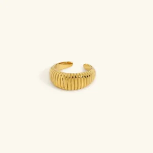 Luden Gold Ring