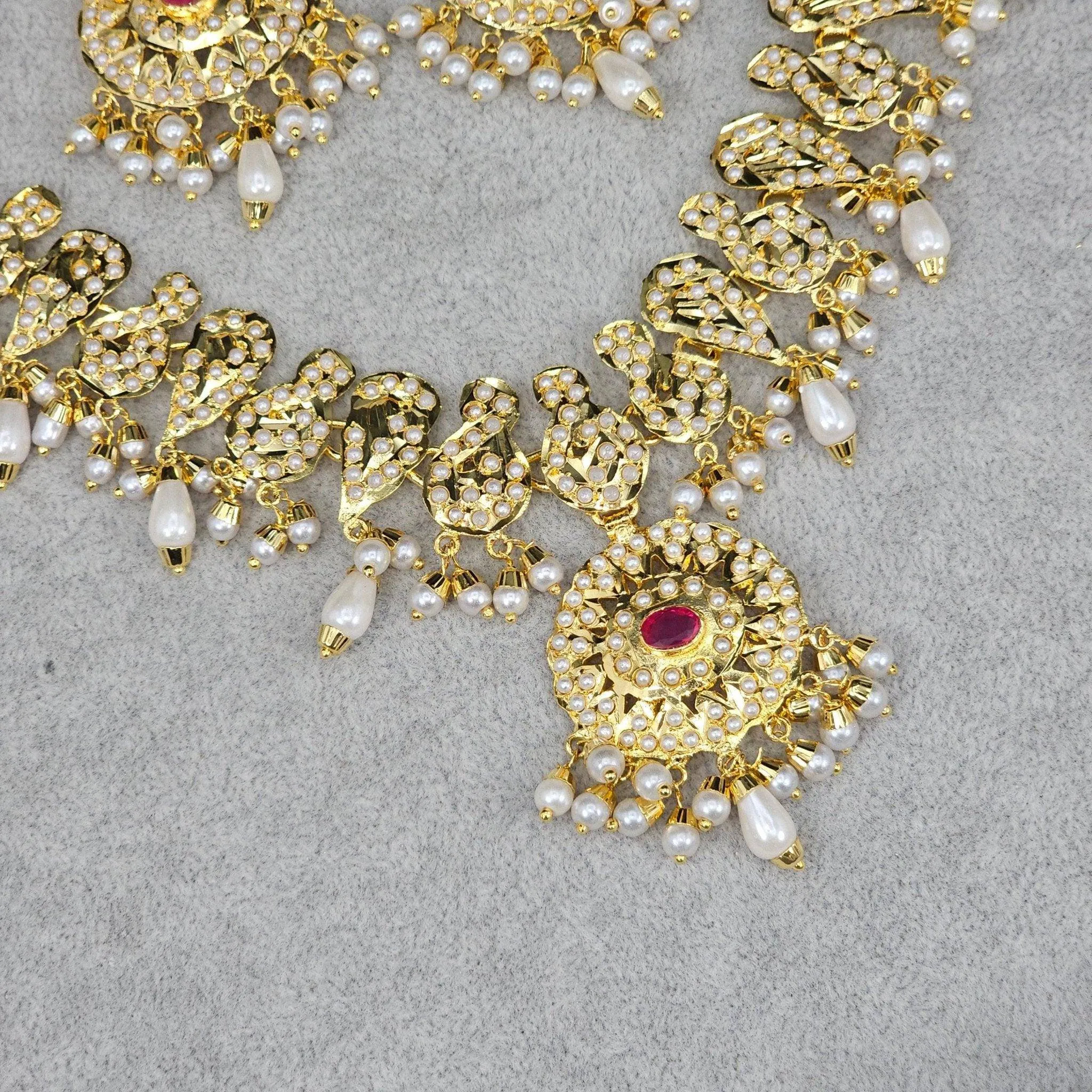 Navya Jadau Choker Set