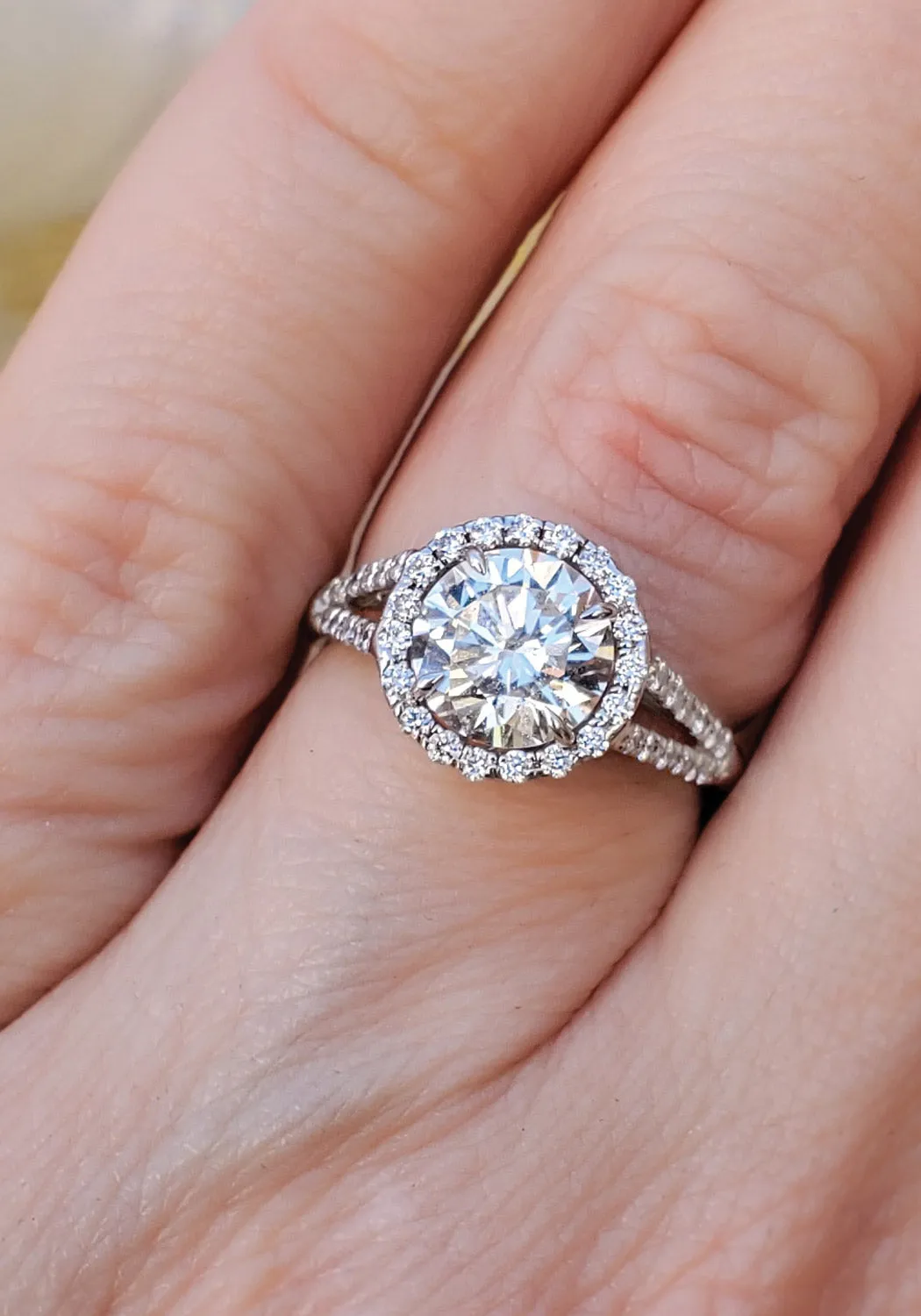 Oster Collection 18KWG Split-Shank Halo Round Diamond Engagement Ring