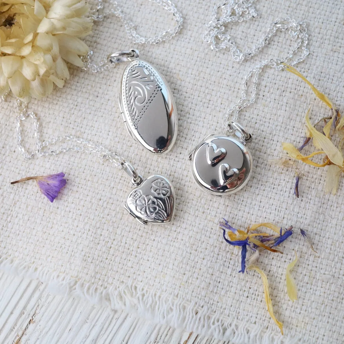 Round Locket with Double Hearts