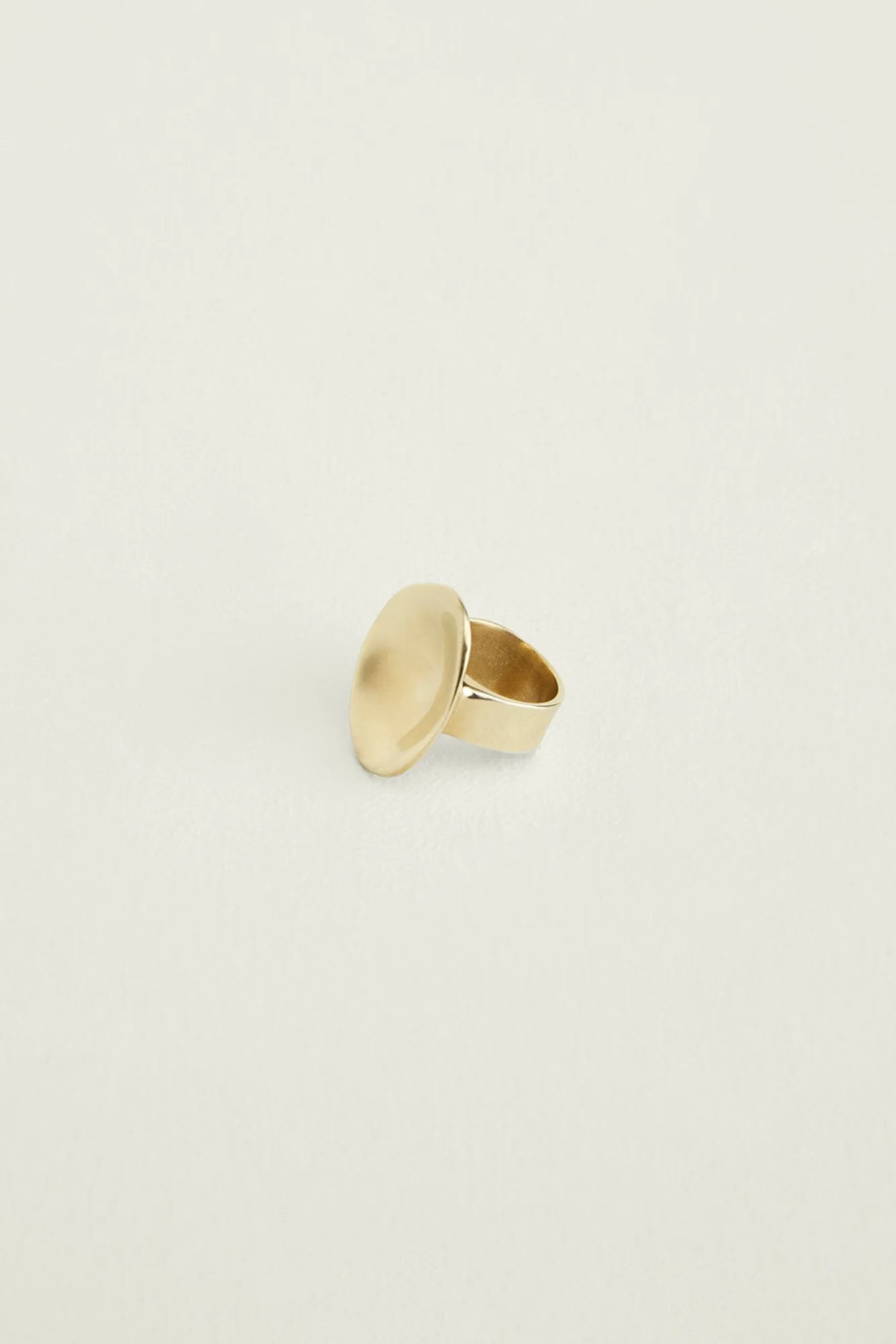 SOKO Exclusive Fluid Impact Ring