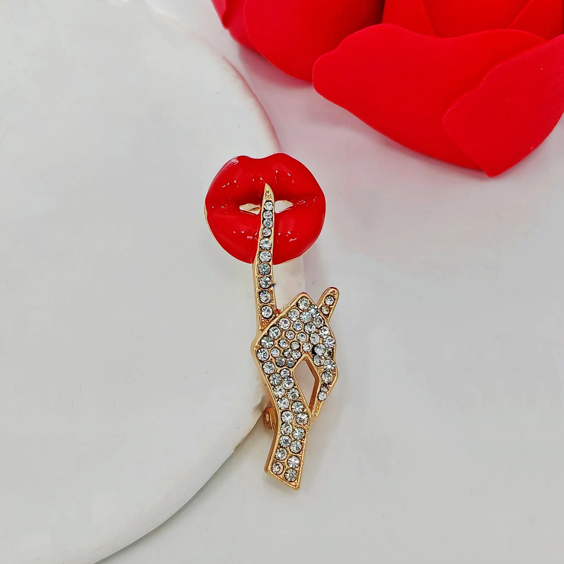 Stunning Red Lip &Gesture Brooch Pin Shh Women Keep Quiet Jewelry