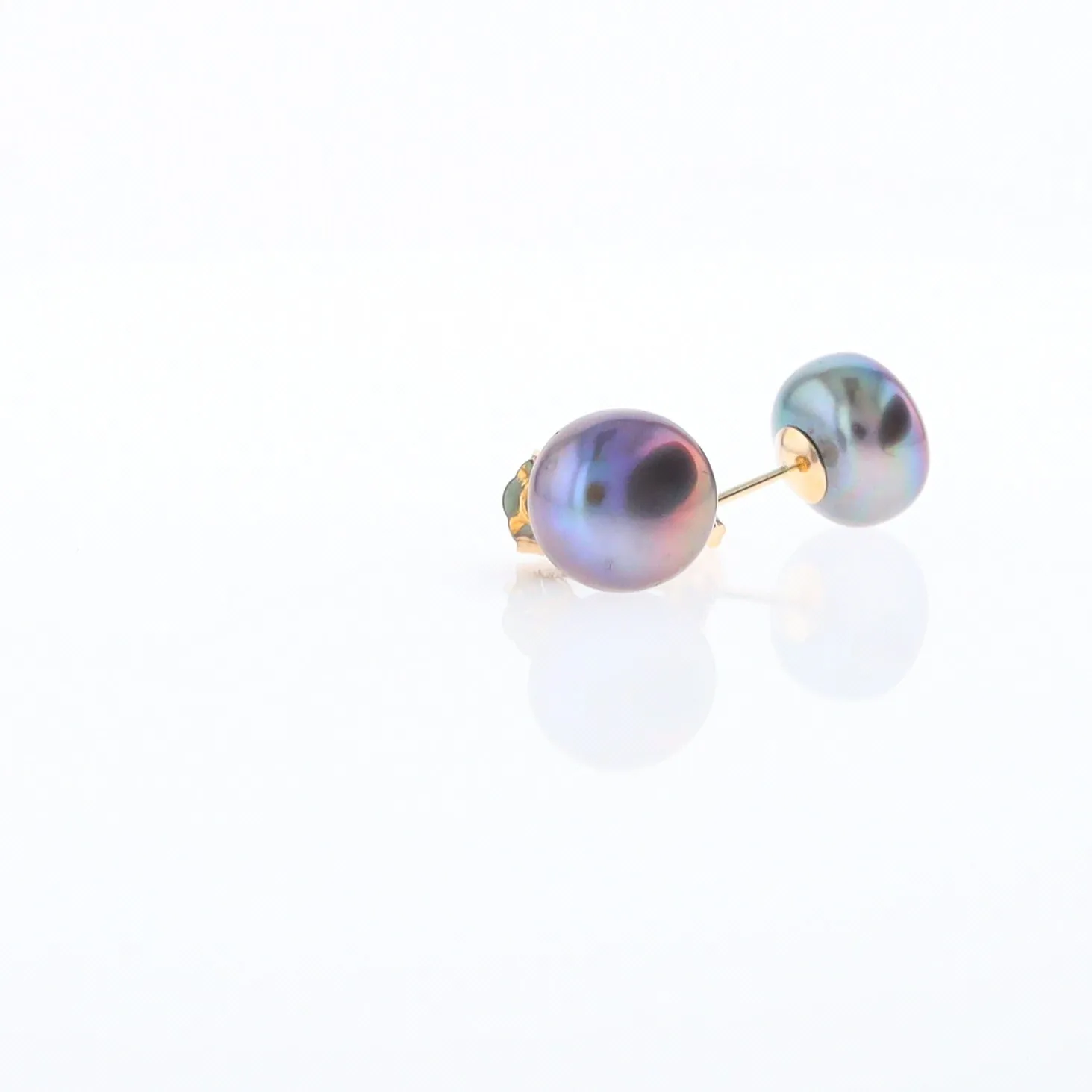 Tahitian Grey Pearl Studs