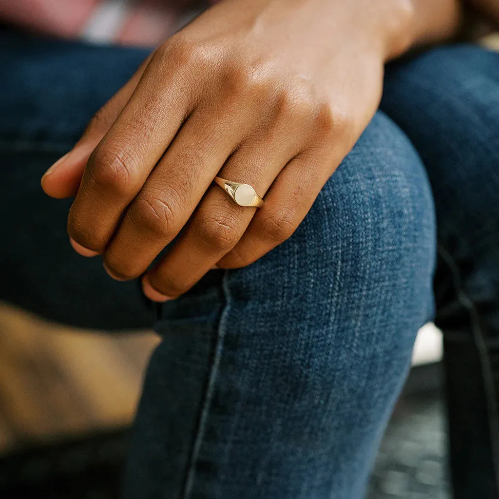 taylor signet ring