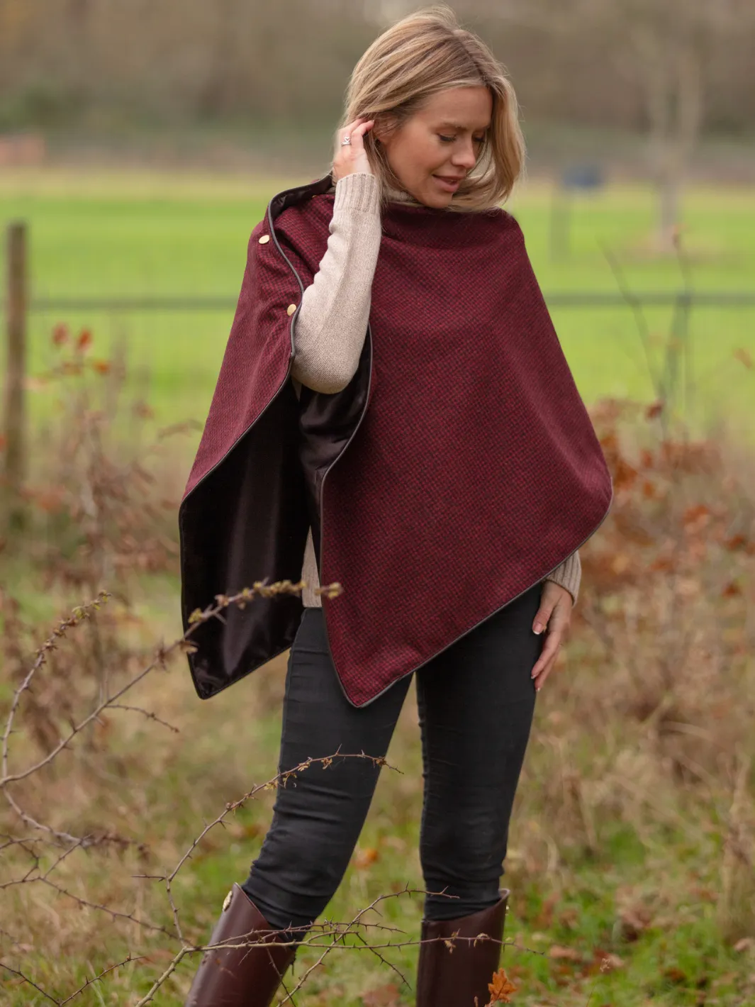 Tweed Shawl - Red & Black Houndstooth