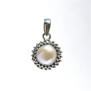 Vintage Pearl Pendant