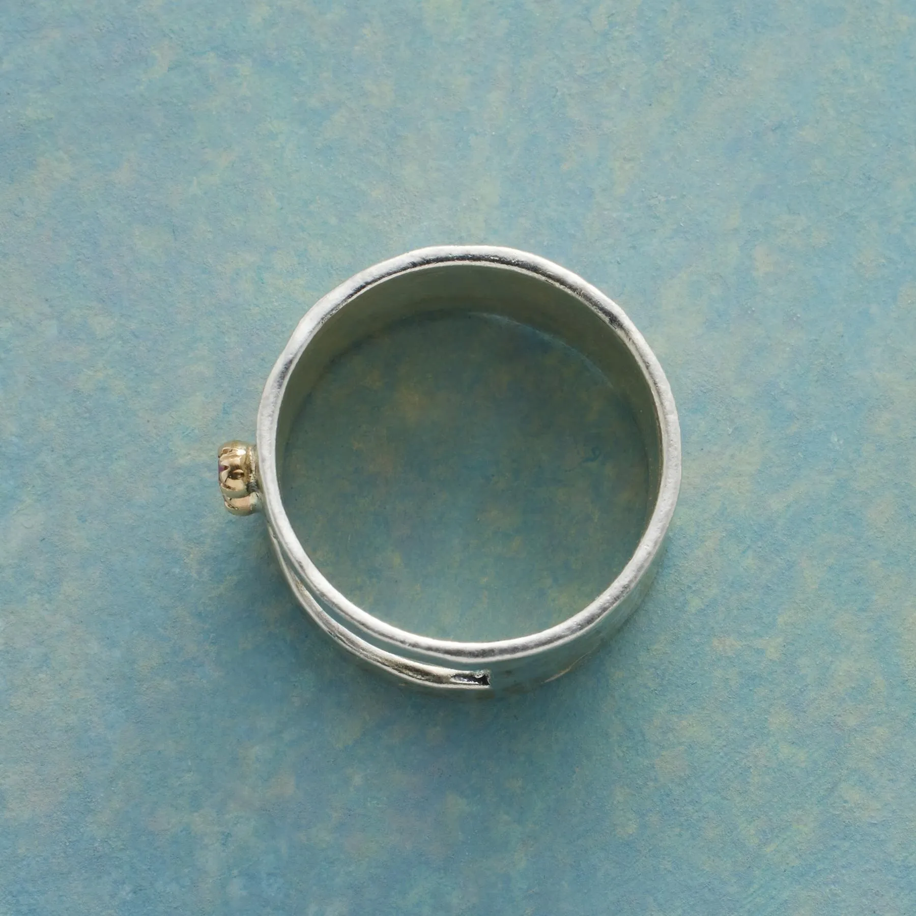 Window Box Ring